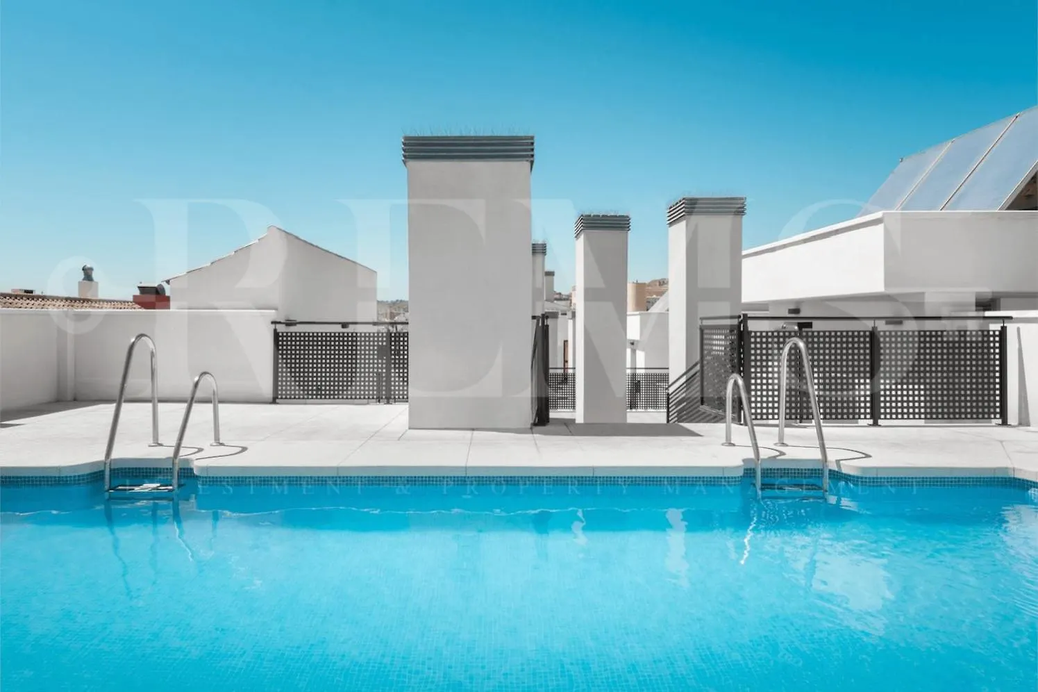 Industrial Studio In The City Center By Rems Malaga