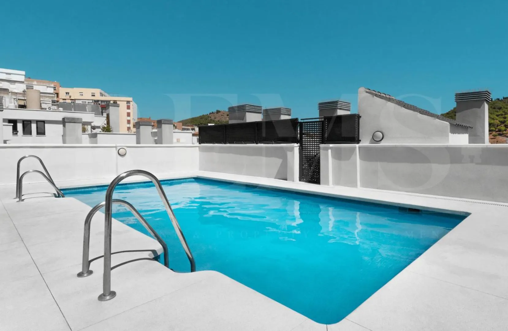 Industrial Studio In The City Center By Rems Malaga Spain